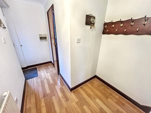 Entrance Hall- click for photo gallery